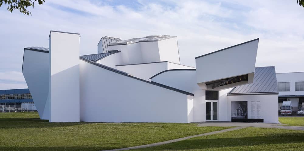 Das architektonisch kunstvoll gestaltete Geb&auml;ude des Vitra Design Museums